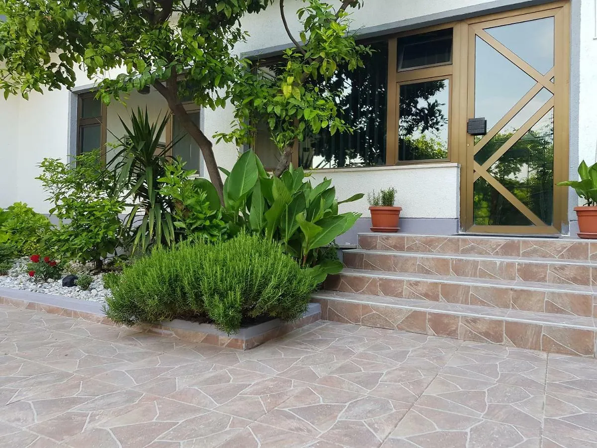Pensión Guesthouse Varnica Kaštel Lukšić