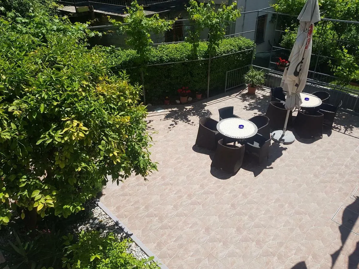 Guesthouse Varnica Kaštel Lukšić